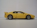 1:18 - Auto Art - Lotus - Esprit V8 - 1998 - Lightening Yellow Pearl - Calle - 0